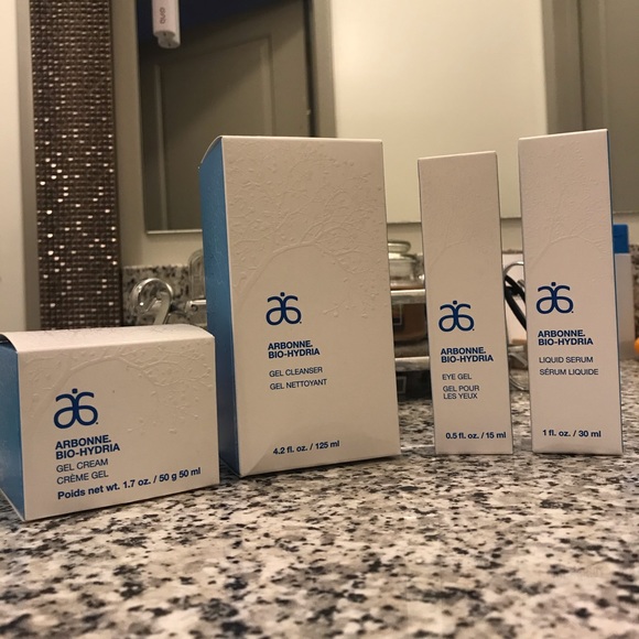 Arbonne Bio-Hydra set - Picture 2 of 6